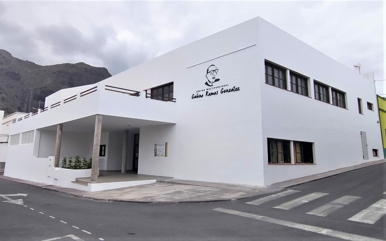 Gabino Ramos González es homenajeado en La Caleta de Interián nombre al Centro Multifuncional de este núcleo - La de Tenerife Norte
